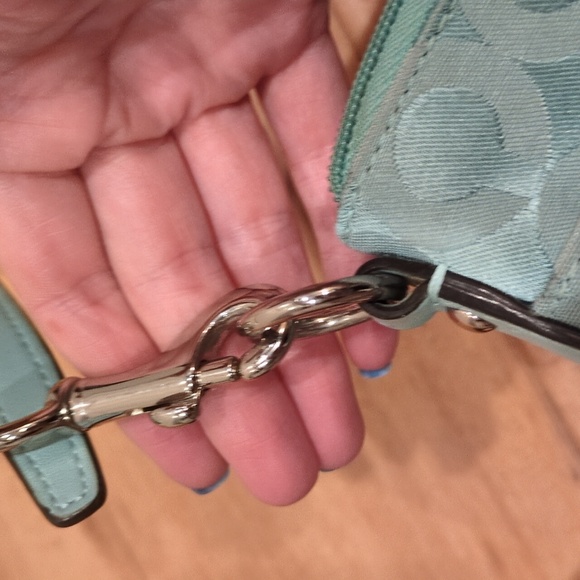 Coach Kristin Op Art Jacquard Swing Pack Crossbody Turquoise Teal Purse Bag - Picture 14 of 15